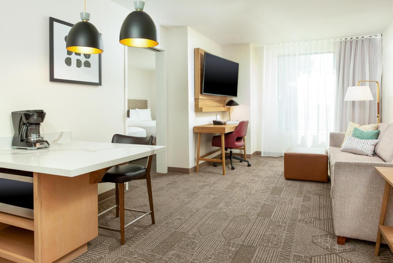 Staybridge Suites - San Bernardino - Loma Linda Екстер'єр фото