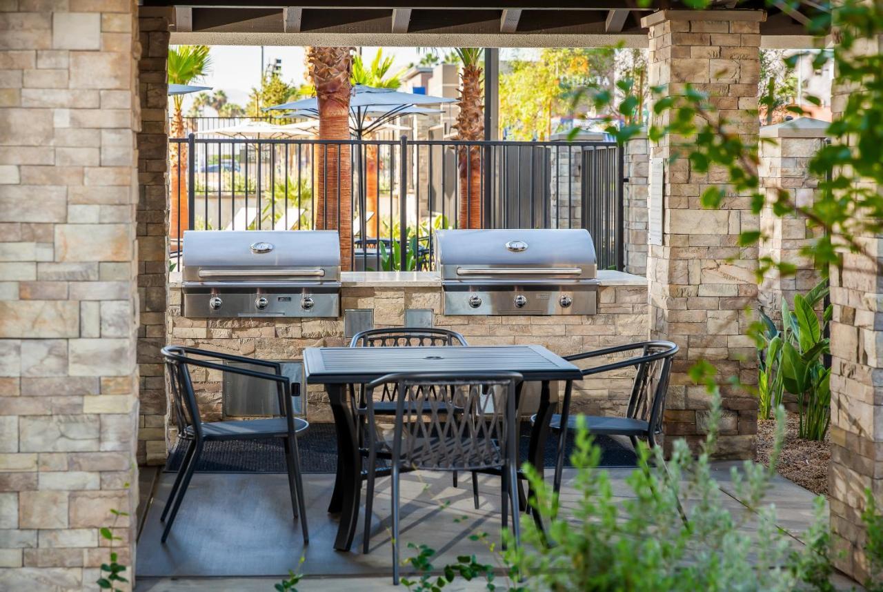 Staybridge Suites - San Bernardino - Loma Linda Екстер'єр фото