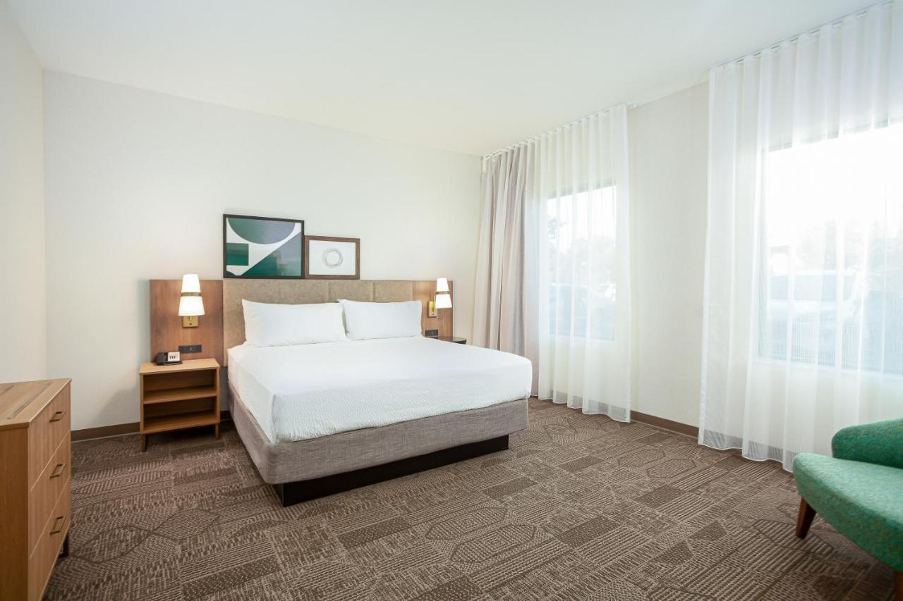 Staybridge Suites - San Bernardino - Loma Linda Екстер'єр фото