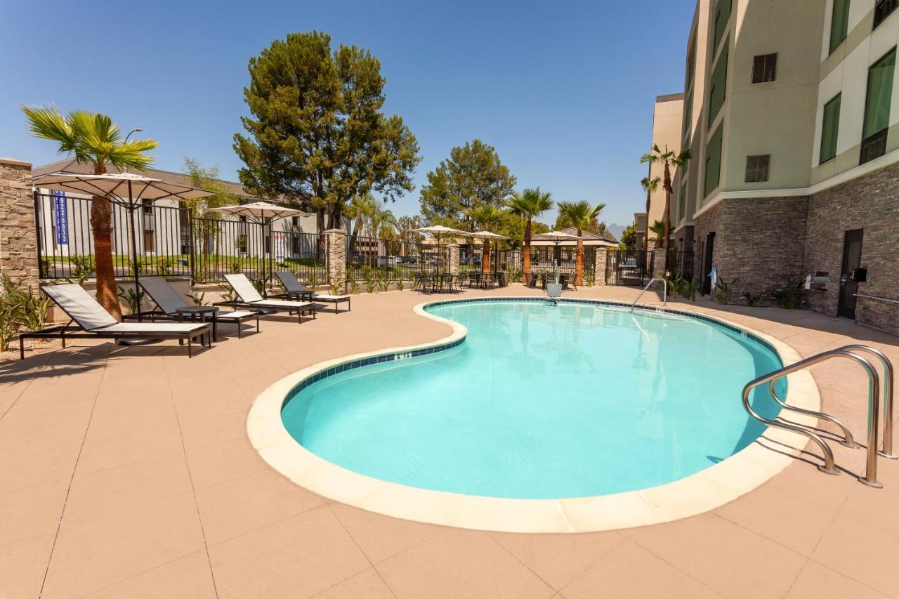 Staybridge Suites - San Bernardino - Loma Linda Екстер'єр фото